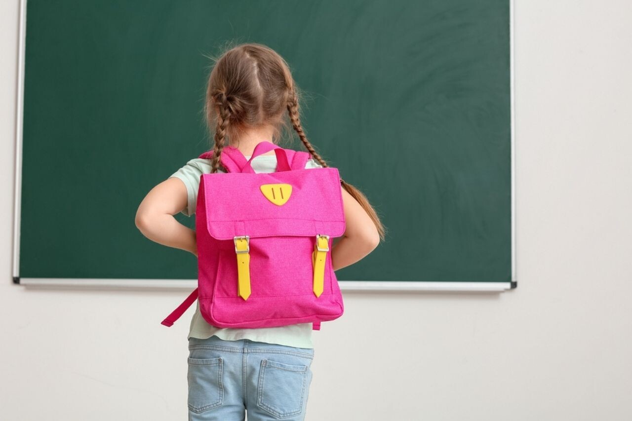 Qızlar üçün Məktəb Çantaları – Hansı Çanta Daha Uyğundur?